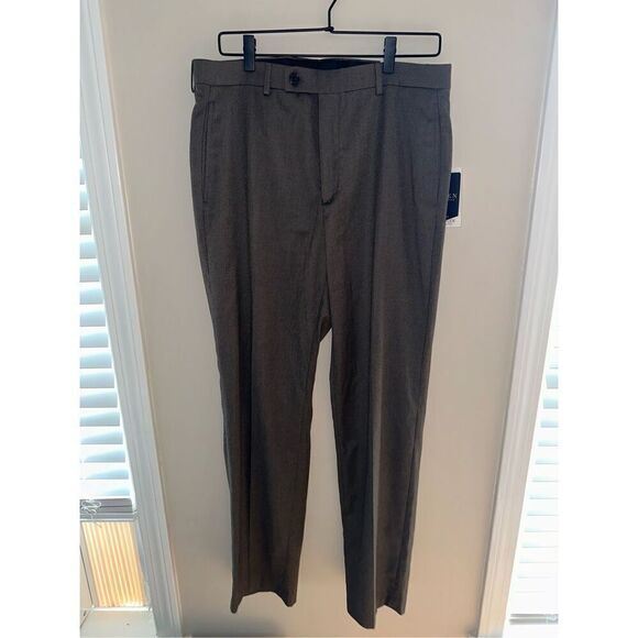 NWT Ralph Lauren Men’s Grey Dress Pants Ultra Flex Classic Fit 33x32 - Picture 1 of 5